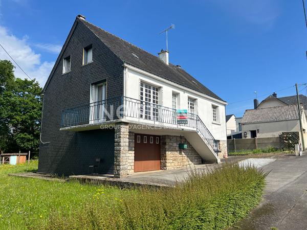 Maison familiale dans le centre de QUESTEMBERT