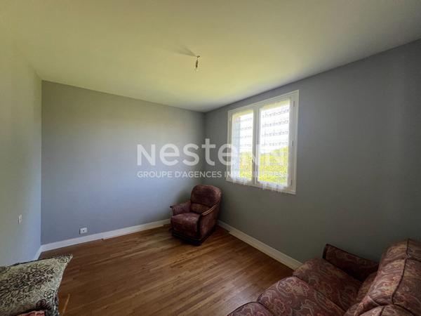 Maison familiale dans le centre de QUESTEMBERT