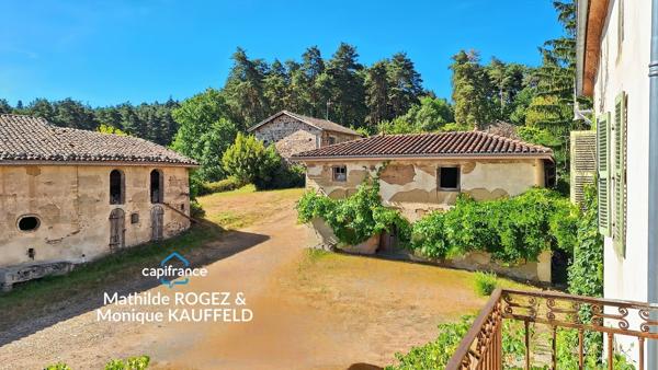 Domaine de caractère sur 45 hectares avec étang - Courpière