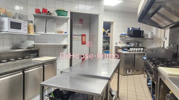 Commerce à vendre 7 pièces de 164 m²
