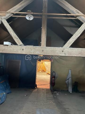 Immeuble mixte de 606 m²