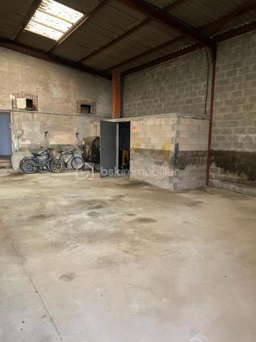 Immeuble mixte de 606 m²