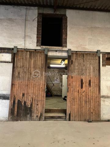 Immeuble mixte de 606 m²