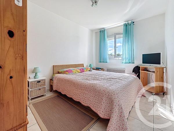 Maison à vendre  4 pièces - 100 m 2   GUJAN MESTRAS  - 33