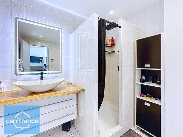 Appartement/Loft à vendre 4 pièces 96m2 PERRIGNIER (74)