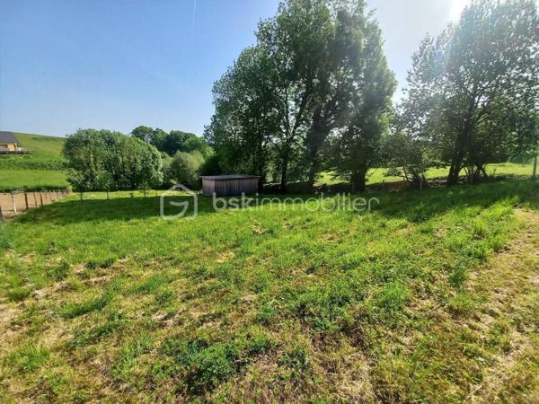 Terrain de 1 805 m²