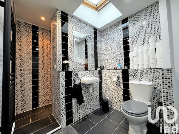 Maison à vendre 5 pièces 132 m² Le Mesnil-Esnard