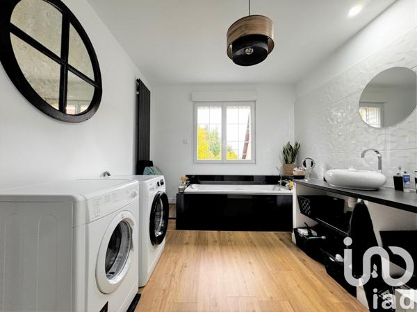 Maison à vendre 5 pièces 132 m² Le Mesnil-Esnard