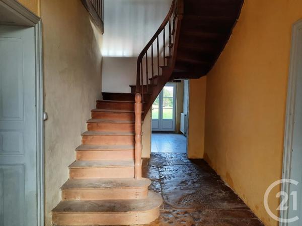 Maison à vendre  4 pièces - 161,73 m 2   CHEY  - 79