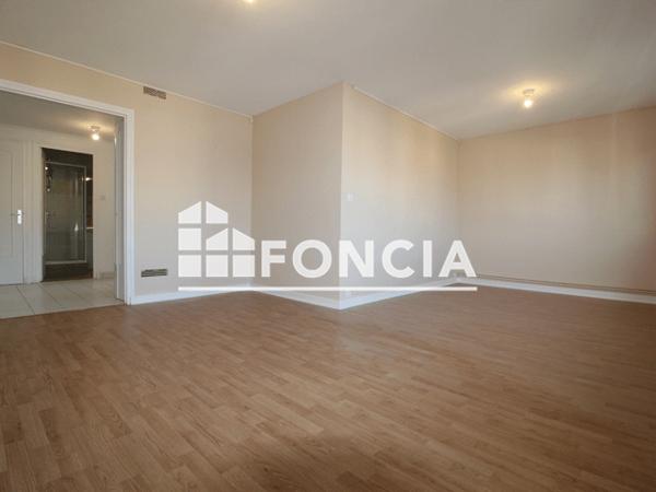Location Appartement 3 pièces 63.22 m² - 56 BIS RUE DE LA LIBERTE Fontaine 38600