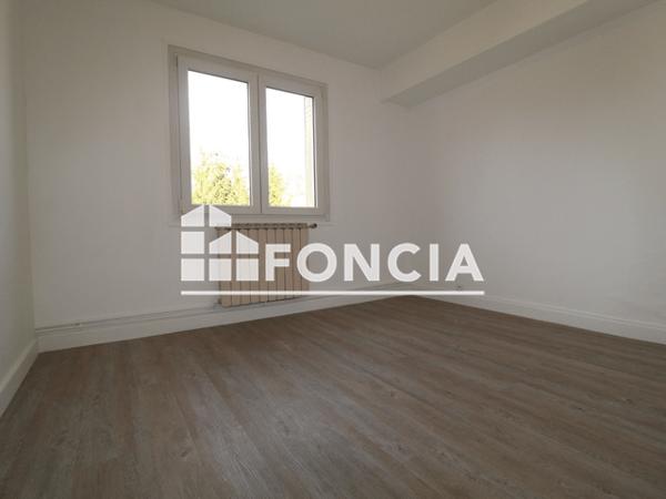 Location Appartement 3 pièces 63.22 m² - 56 BIS RUE DE LA LIBERTE Fontaine 38600
