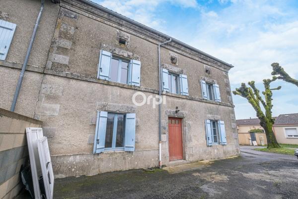 Maison à vendre    5 pièces • 140 m2 Rilhac-Rancon