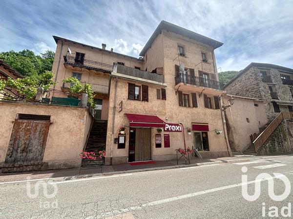 Immeuble à vendre 80 m² Saint-Sauveur-sur-Tinée