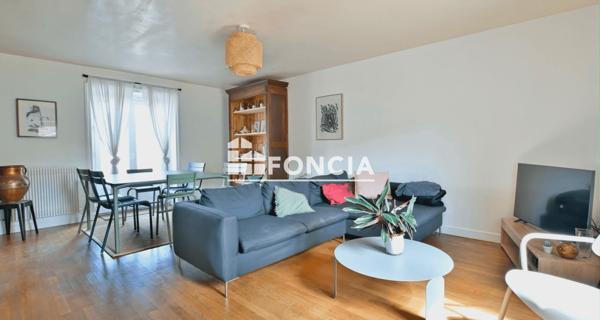 Location Maison 4 pièces 105.49 m² - Corcelles-en-beaujolais 69220
