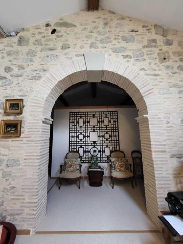 Domaine de charme. Piscine chauffée. Maison climatisé. Vaste jardin.