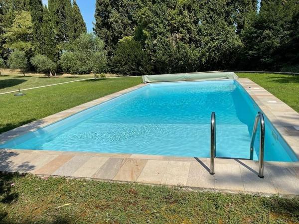 Domaine de charme. Piscine chauffée. Maison climatisé. Vaste jardin.