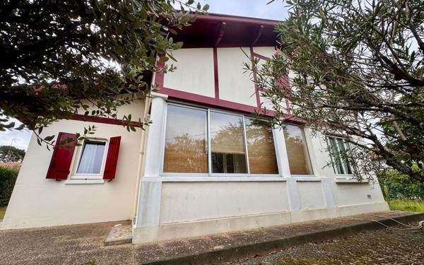 Maison à vendre    3 pièces •  Dax