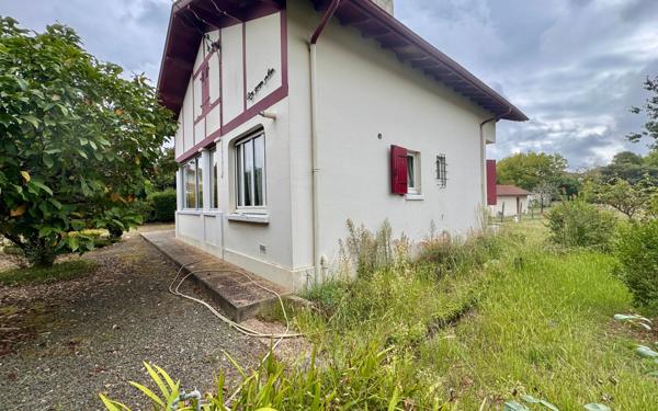 Maison à vendre    3 pièces •  Dax