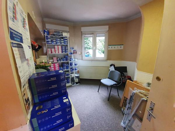 Ensemble immobilier d'environ 420 m2 au sol à Niederbronn-les-bains.