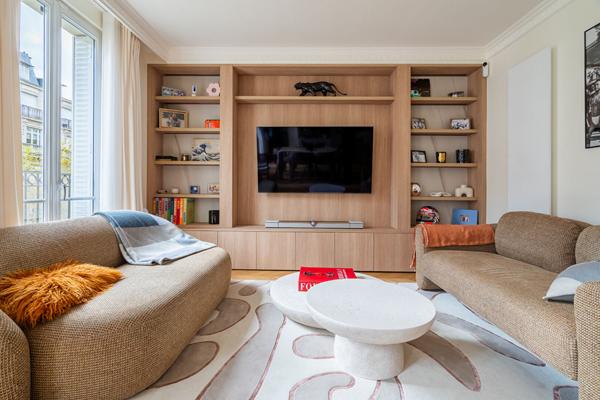 Paris VIIème Face à la Tour Eiffel