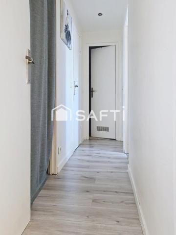 Appartement au dernier étage et à proximité de toutes les commodités