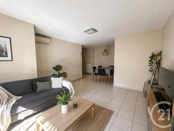 Appartement T4 à vendre  4 pièces - 79 m 2   BRIGNAIS  - 69