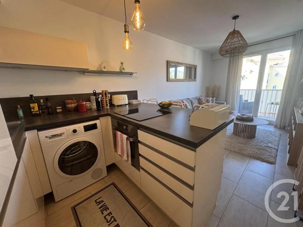 Appartement F2 Bis à vendre  2 pièces - 39,06 m 2   STE MAXIME  - 83