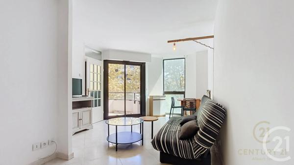 Appartement F1 à vendre  1 pièce - 27,96 m 2   JUAN LES PINS  - 06
