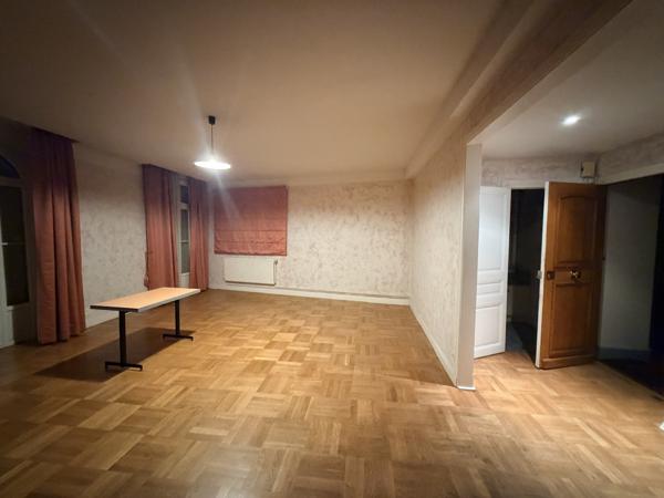 Appartement 7 pièce(s) 4 chambre(s) 164 m²