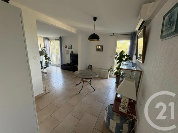 Appartement à vendre  4 pièces - 87 m 2   LA SEYNE SUR MER  - 83