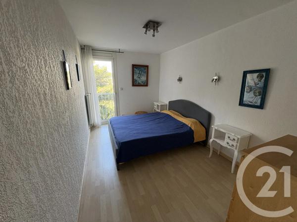 Appartement à vendre  4 pièces - 87 m 2   LA SEYNE SUR MER  - 83