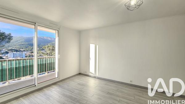 Appartement à vendre 2 pièces 50 m² Ollioules