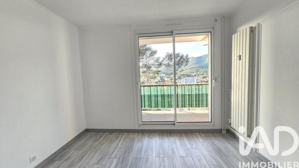 Appartement à vendre 2 pièces 50 m² Ollioules