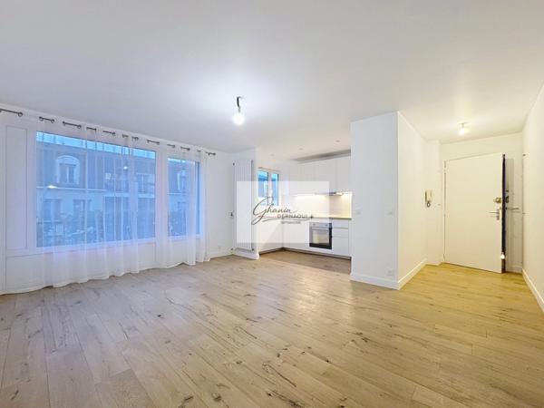 Appartement Coup de Cœur 70 m² – 3 pieces  – Parking – Cave – 3 Balcons – Le Perreux-sur-Marne