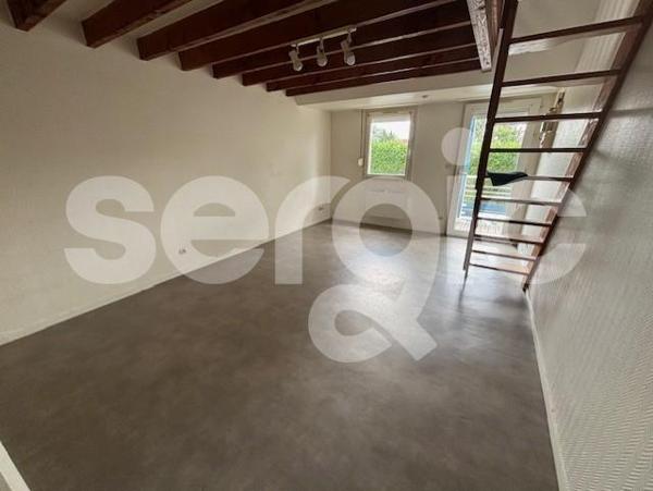 Location 2 Pieces 28 80000 Amiens 25 0043 01 0028