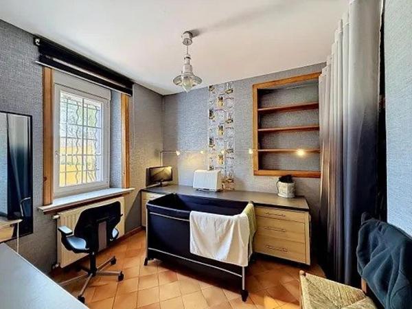 Maison T6 atypique + studio indépendant, terrasse, jardin et piscine hors-sol.