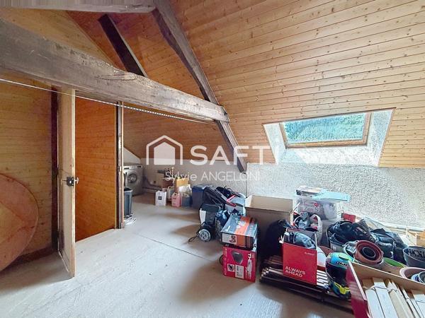 Esprit maison de ville – 166 m² – terrasse 20 m² et véranda
