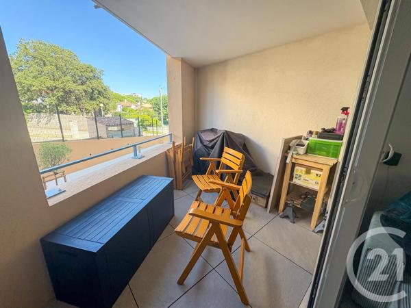 Appartement T2 à vendre  2 pièces - 46 m 2   CAVALAIRE SUR MER  - 83