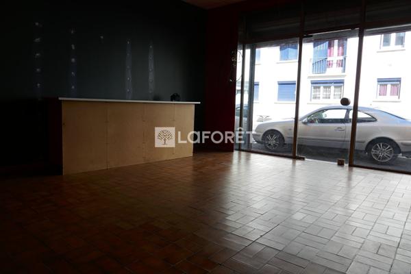 Location local commercial près de Tarbes - 2 pièce(s) - 50 m² - 550 € par mois