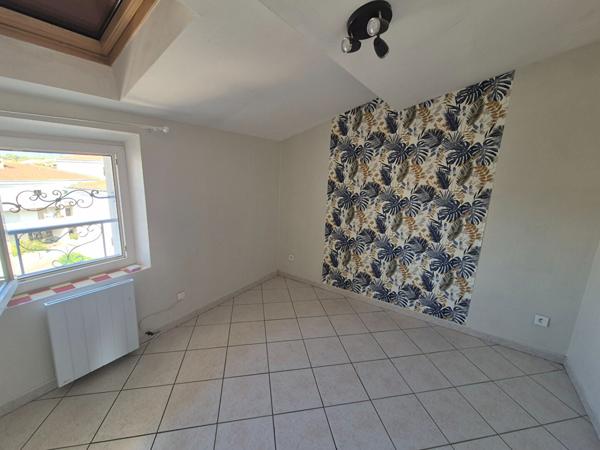 Appartement centre ville La Crau 3 pièce(s) 67.84 m2
