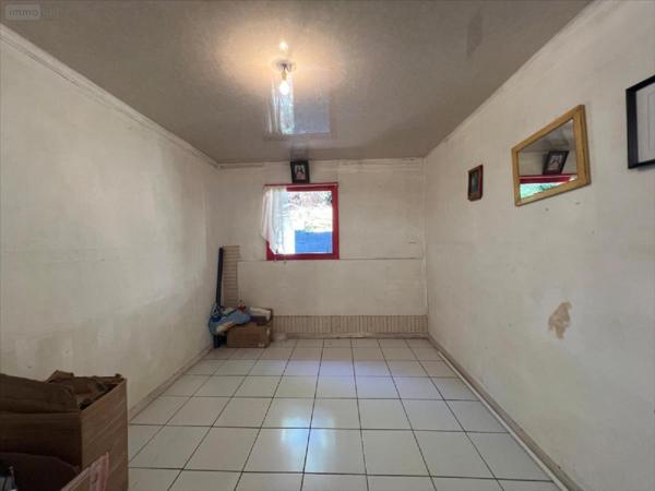 Maison individuelle à vendre à La-Montagne à la Réunion (97417), ref : 97405-1034231