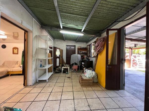 Maison individuelle à vendre à La-Montagne à la Réunion (97417), ref : 97405-1034231