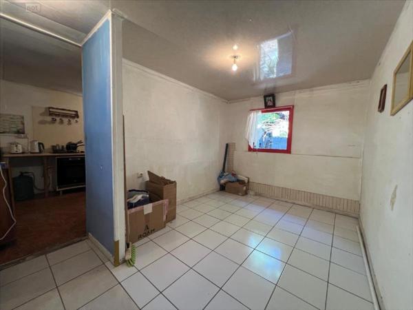 Maison individuelle à vendre à La-Montagne à la Réunion (97417), ref : 97405-1034231