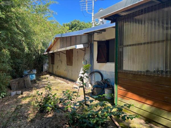 Maison individuelle à vendre à La-Montagne à la Réunion (97417), ref : 97405-1034231