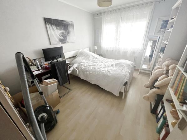 Maison 7 pièce(s) 4 chambre(s) 117 m²