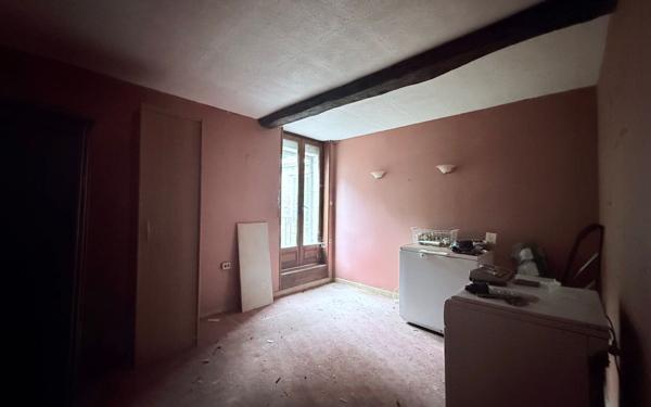 Maison à vendre    6 pièces •  Guise