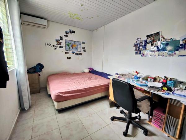 Maison familiale 4 Chambres plus T2 independant  !