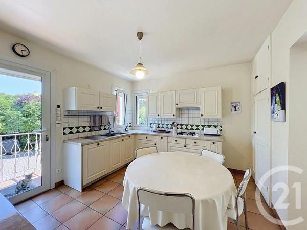 Maison à vendre  4 pièces - 136 m 2   AUCH  - 32