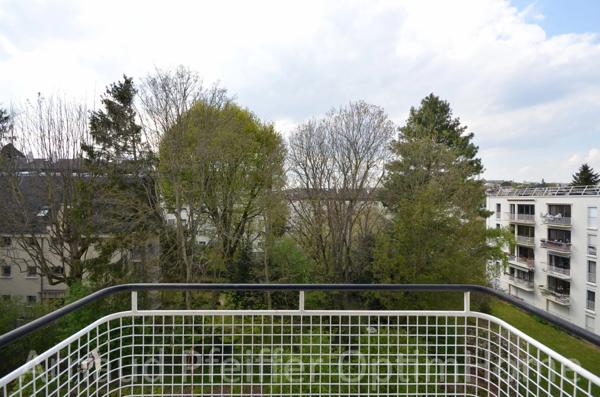 SCEAUX - 7 MIN RER - 3P 51 M² - DERNIER ETAGE - STATIONNEMENT LIBRE