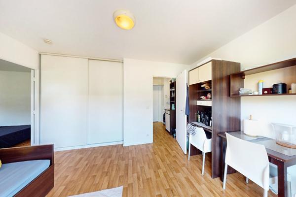 2P VENDU LOUÉ - RENTA BRUTE = 8% – INVESTISSEUR UNIQUEMENT